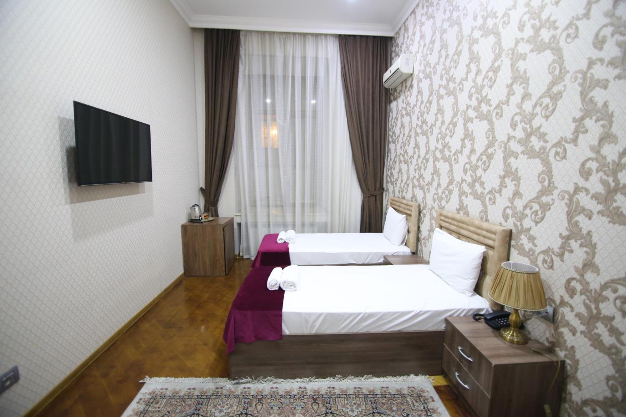 Pilot Baku Hotel Exterior foto